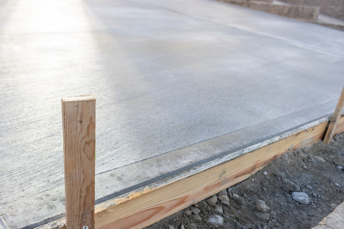 型枠を組んで打設された土間コンクリート基礎