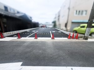 施工後・車止めブロックを設置した駐車場